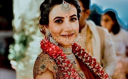 Legero - Best Wedding & Candid Photographer in  Delhi NCR | BookEventZ
